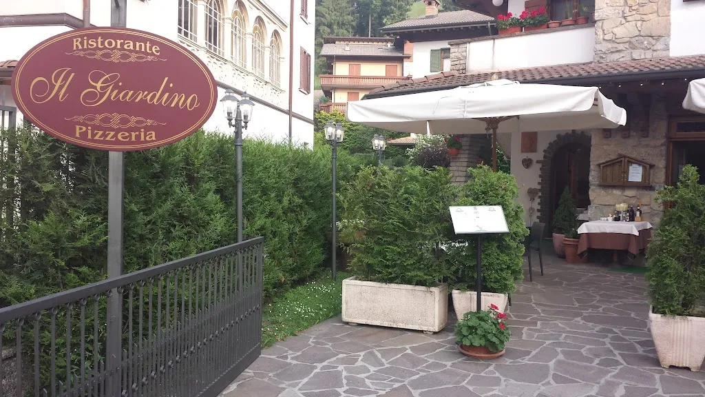 Il Giardino_Aviatico_slider_image_1