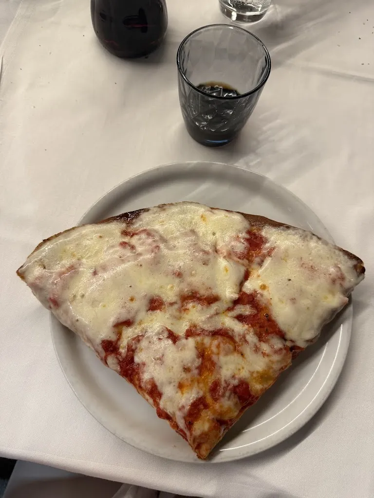 Rebecca Benigni_La Ruota | Pizzeria_Aviatico_review