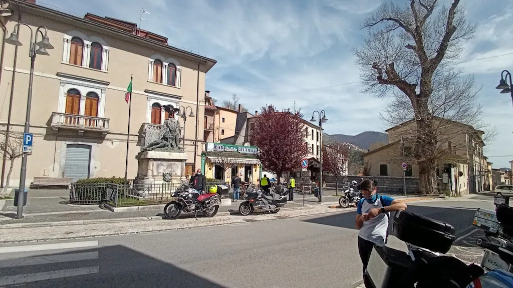 Army Pol_Bar Aufidena_Alfedena_review