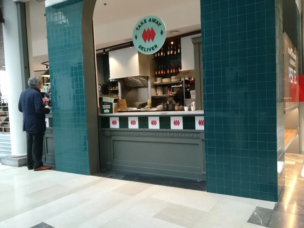 Panino Giusto restaurant in Assago