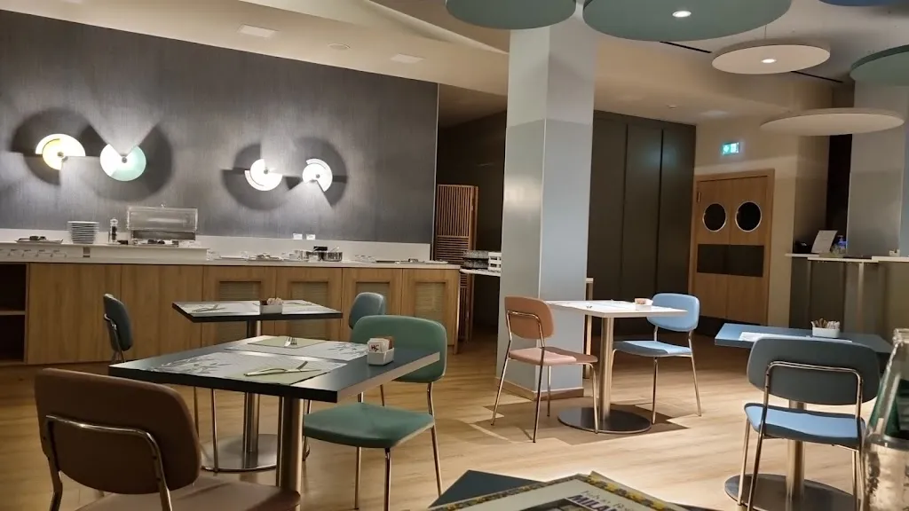 Antonio Marsicola_Cece Nero_Assago_review