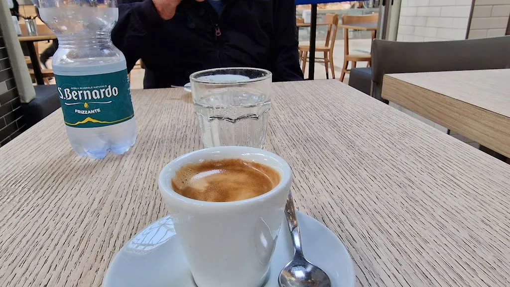 fernando marrou rocha_ToastEat_Assago_review