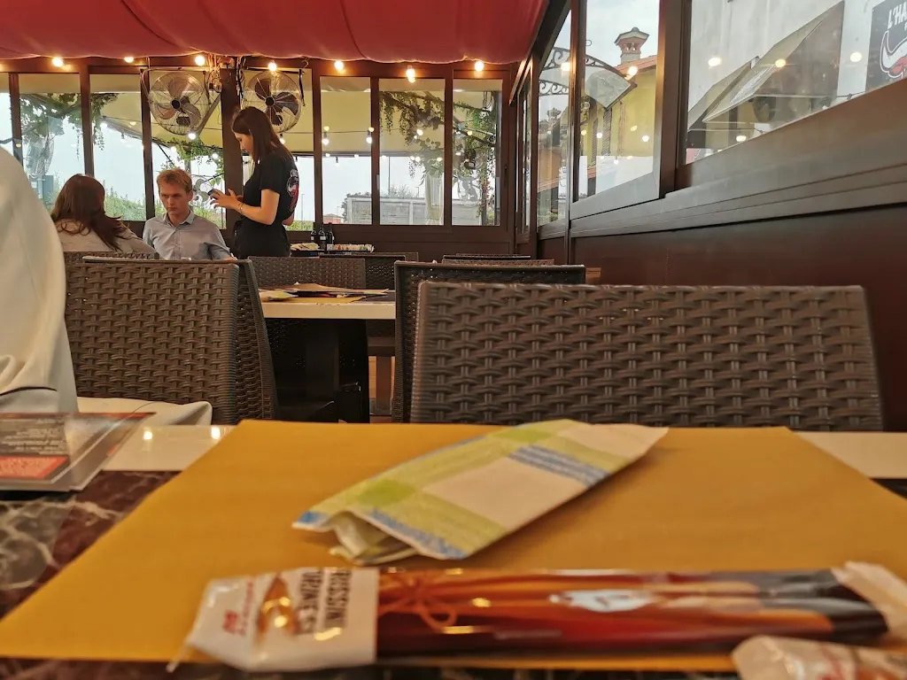 Iaroslav Antoci_Hamburgeria dei fratelli Lombardi 20.20_Azzano Mella_review