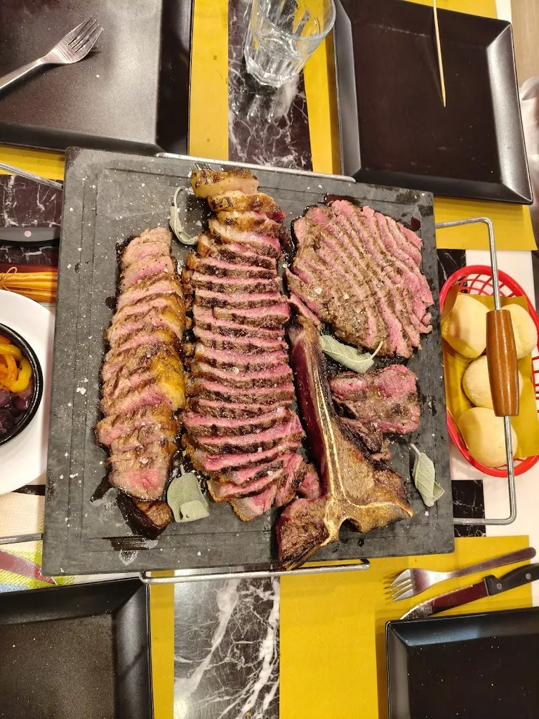 Hamburgeria dei fratelli Lombardi 20.20_Azzano Mella_slider_image_3