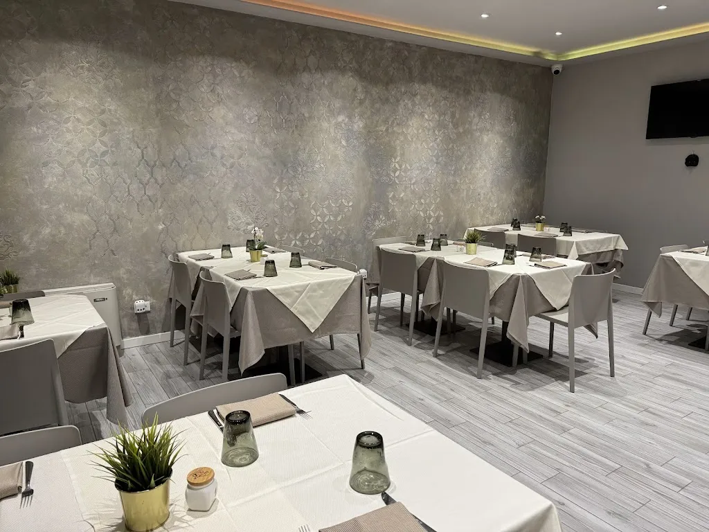 Benvenuti Al Sud_Azzano Mella_slider_image_1