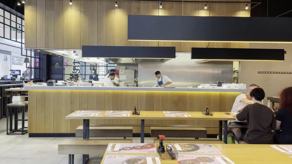 Wagamama_Azzano San Paolo_slider_image_2