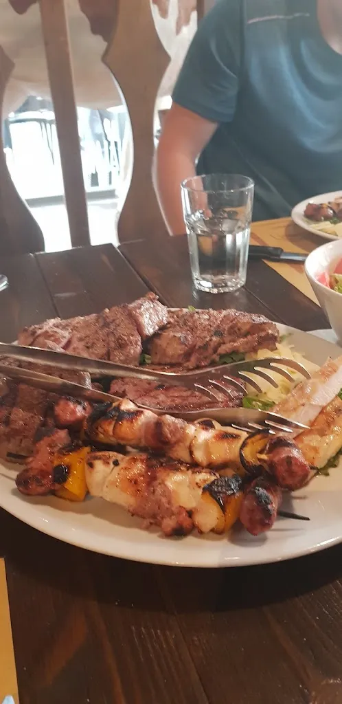 Michelle Myers_Saloon Grill_Azzano San Paolo_review