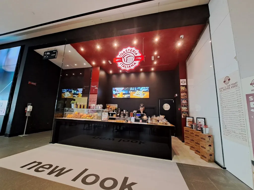 Toasteria Italiana restaurant in Azzano San Paolo