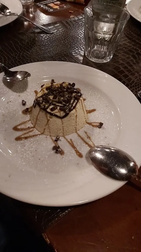 Ohemaa Esther_Puerto John Martin_Azzano San Paolo_review