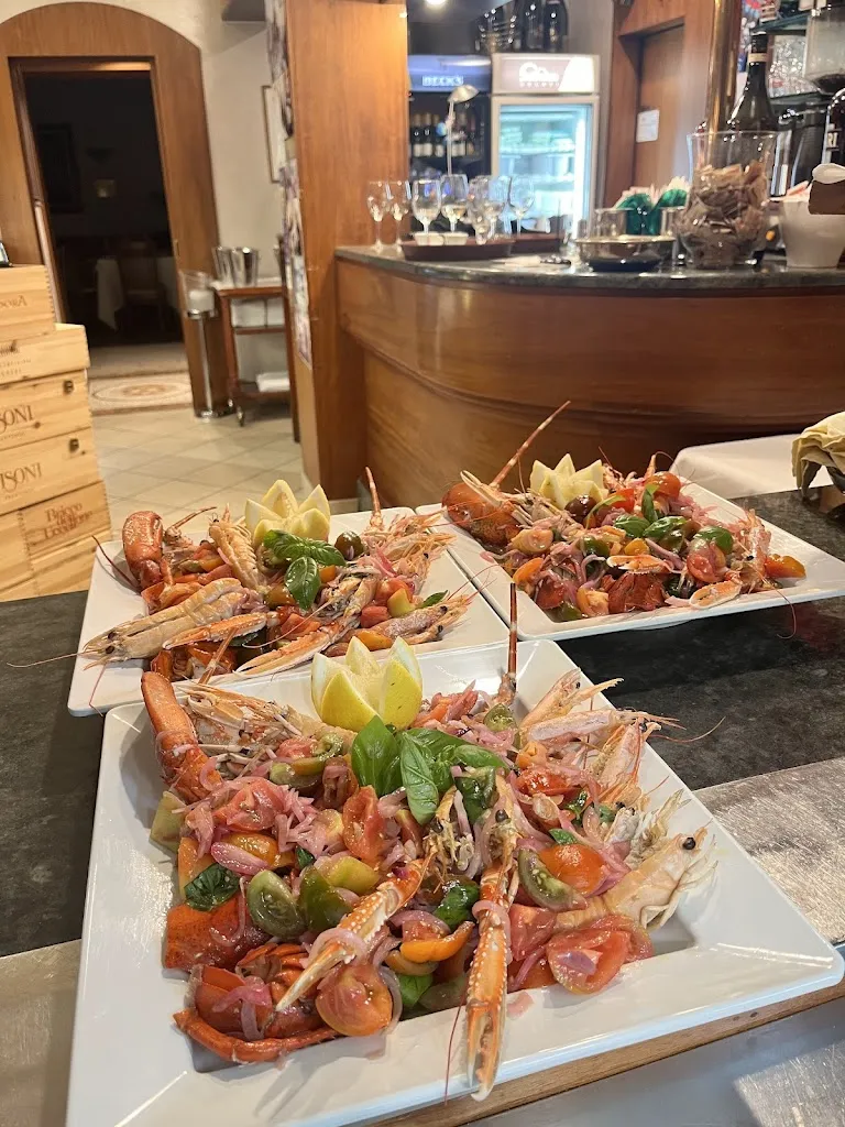 Ristorante pizzeria Voce del mare di D'Andrea Emilio_Azzate_slider_image_3