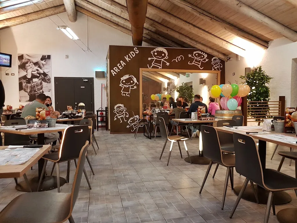 ROADHOUSE RESTAURANT VARESE_Azzate_slider_image_1