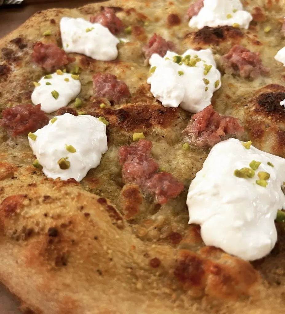 Pizza Top restaurant in Azzate