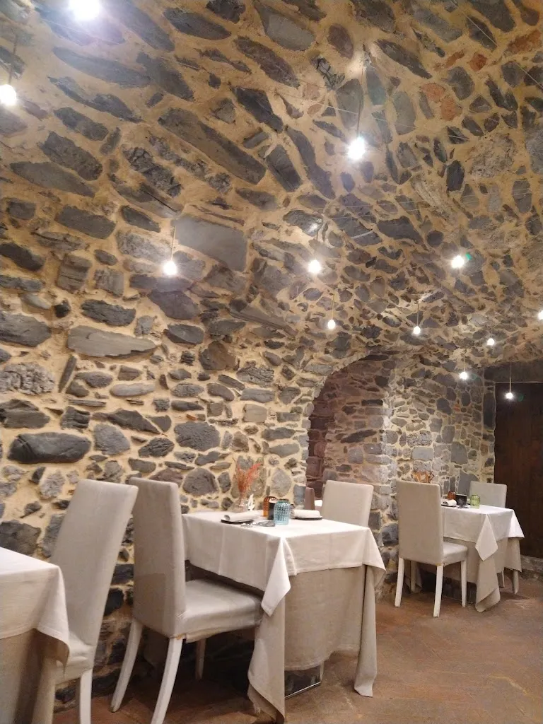 Osteria Lanzati restaurant in Azzone