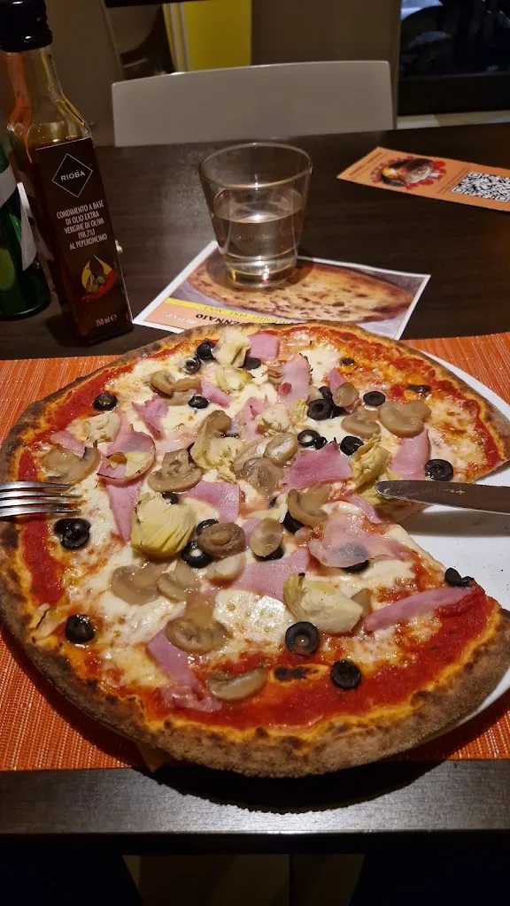 Pizzeria Poldo_Bagnatica_slider_image_3