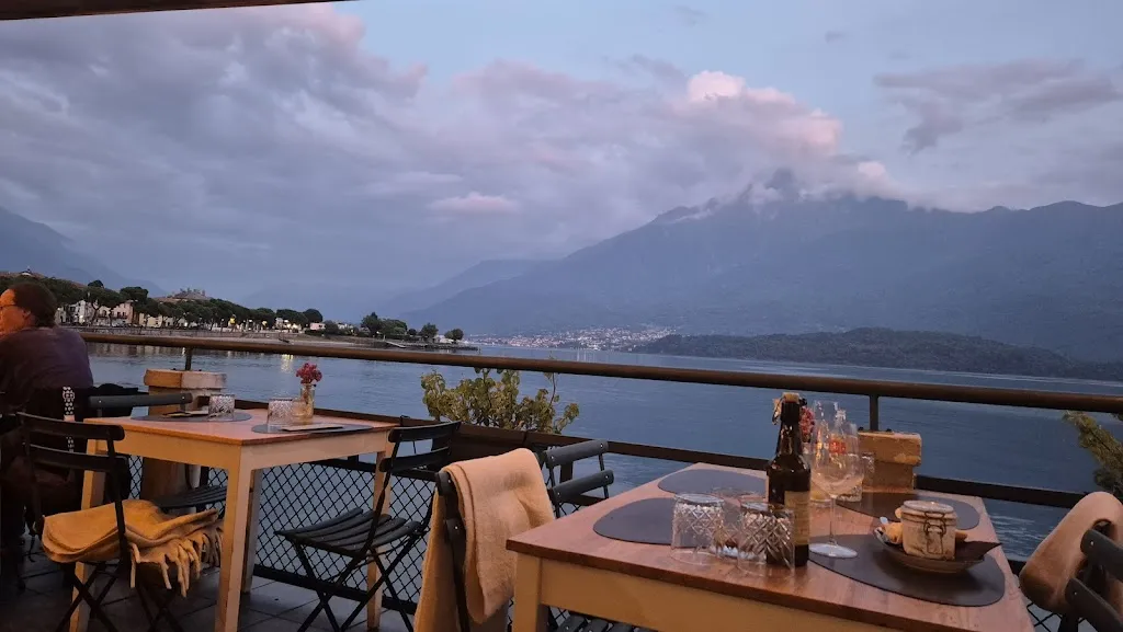 Ajò Griglieria con cucina_Aurogna_slider_image_3