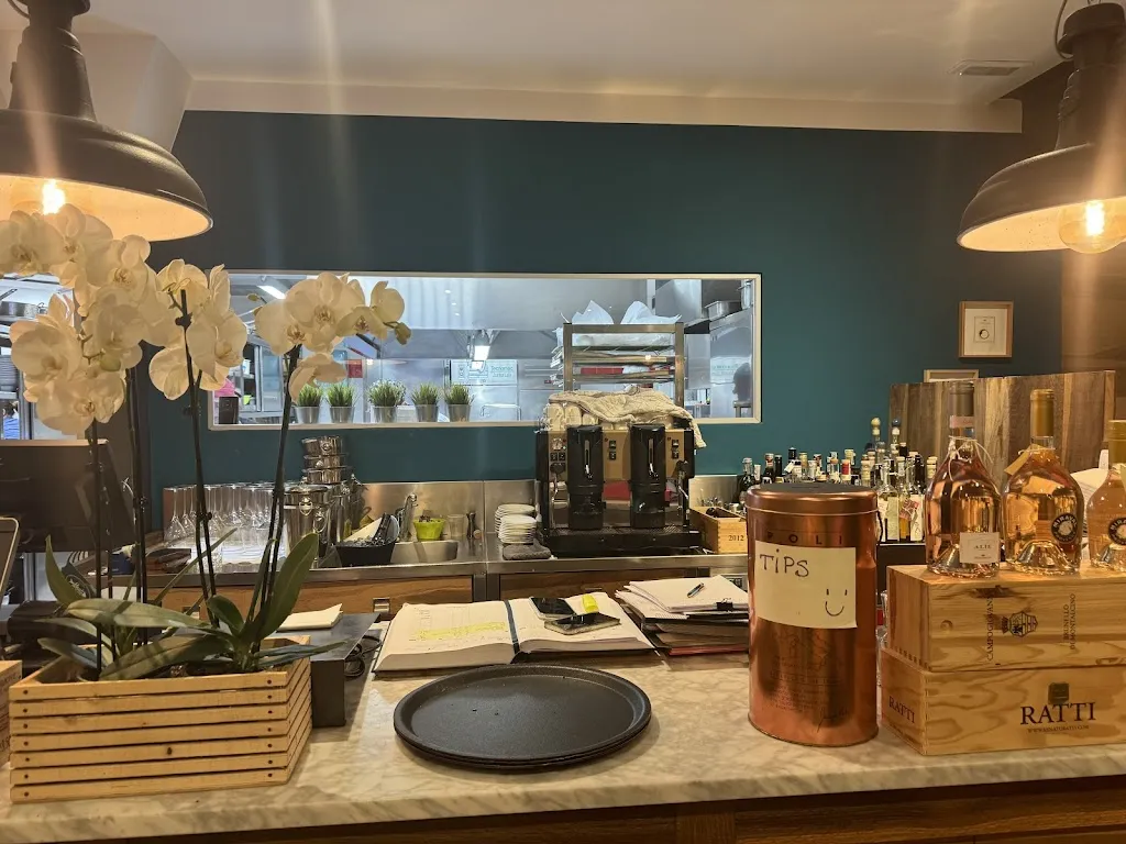 Shreyas Gore_Osteria Monti Domaso_Aurogna_recensione