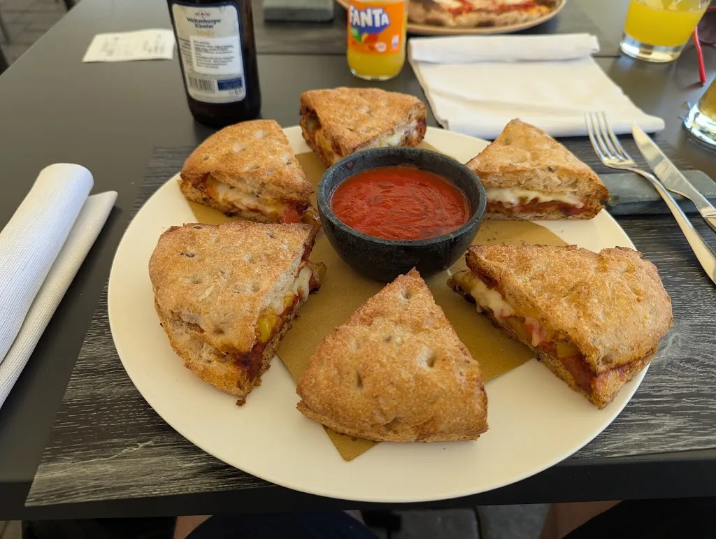 Stoyan Ivanov_Spluga Pizzeria Contemporanea_Aurogna_review