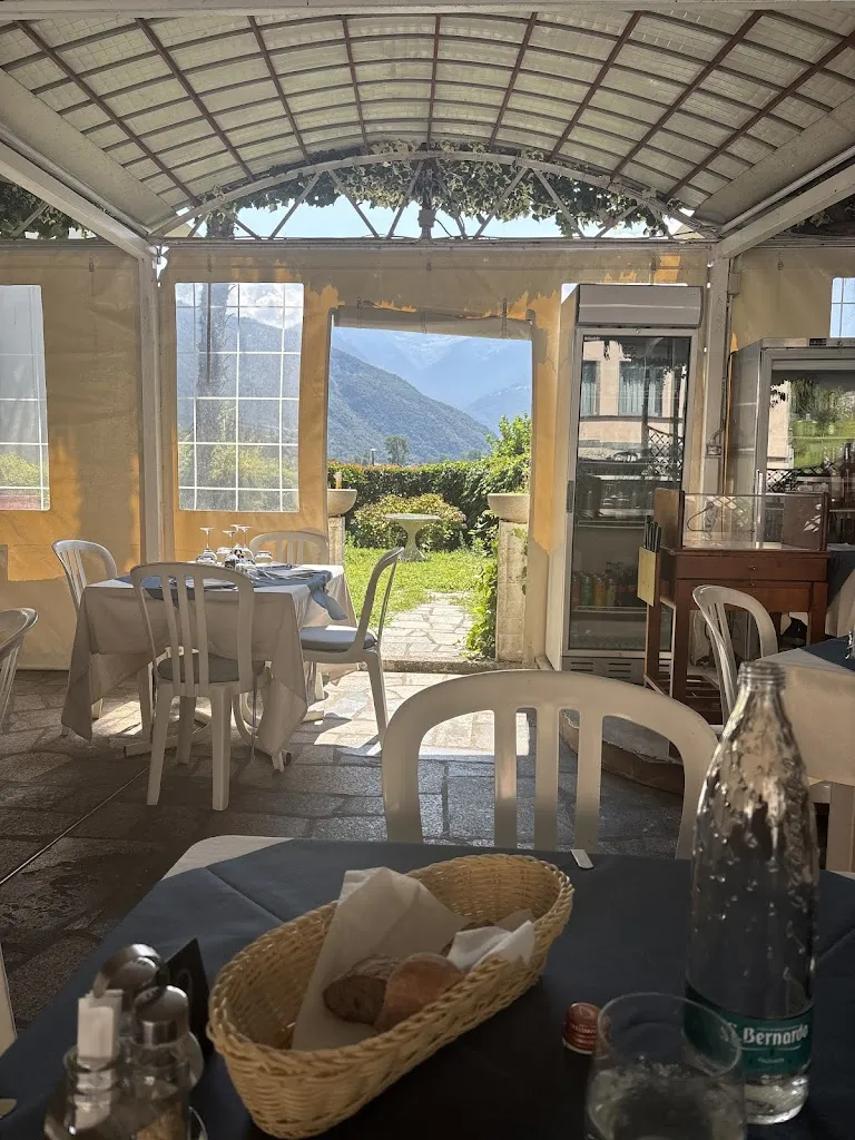 Ristorante Da Lui - Albergo Del Mera_Aurogna_slider_image_3