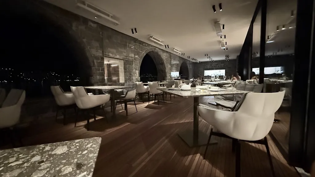 Il Sereno Al Lago Restaurant_Aurogna_slider_image_3