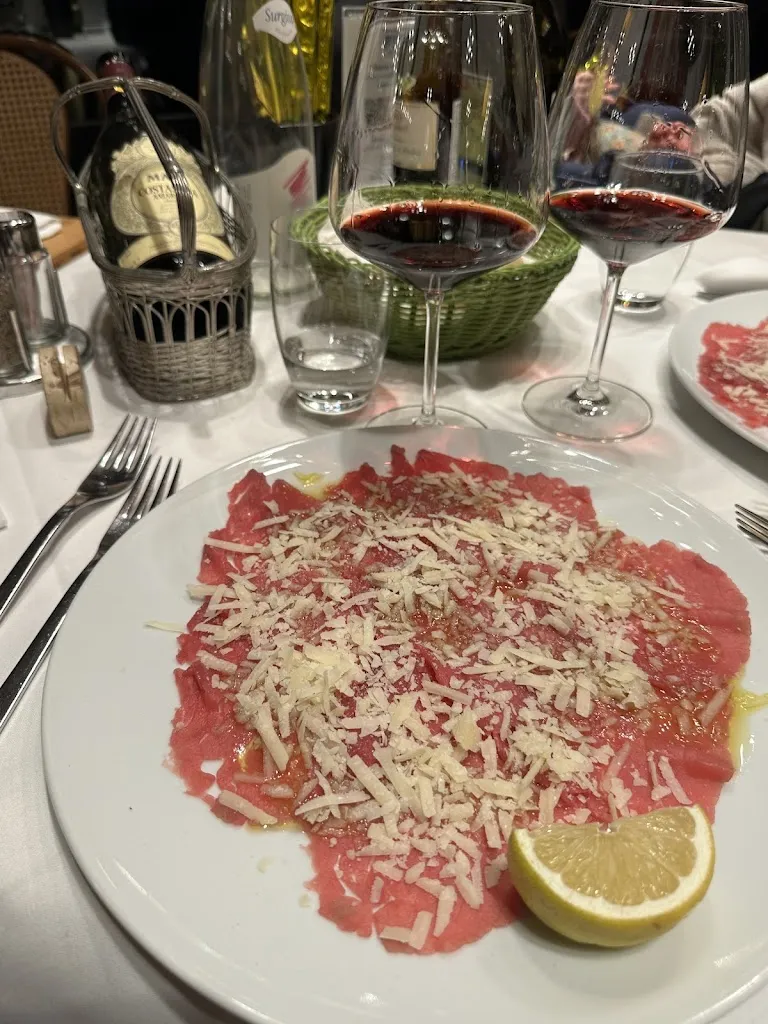 Tommie Heijmans_Albergo Ristorante Le 5 Case_Aurogna_review