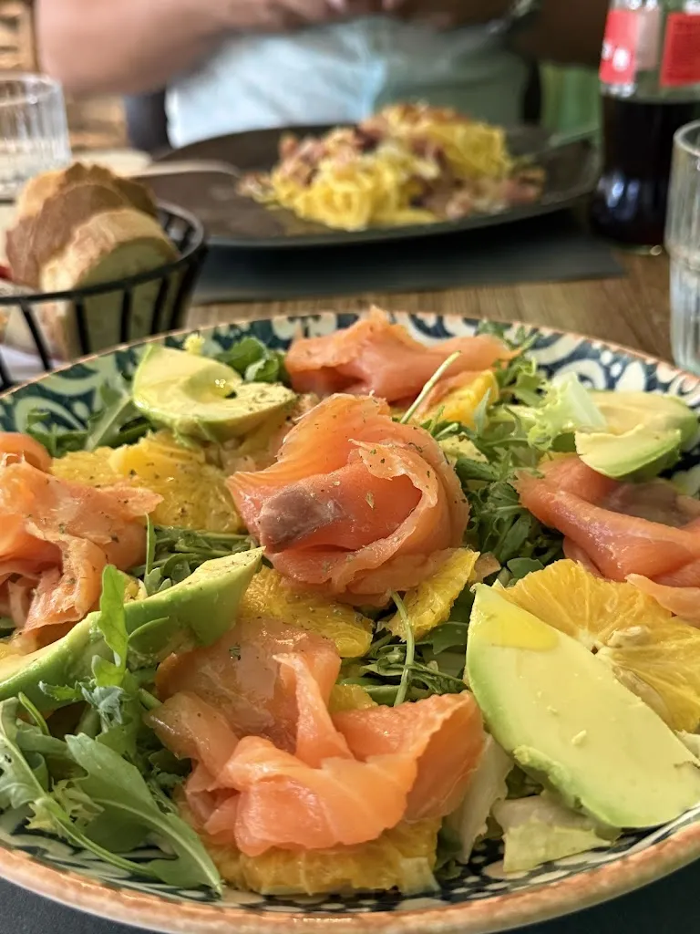 Keely Shofner_Lavitaèbella | Ristorante - Insalateria_Aurogna_review