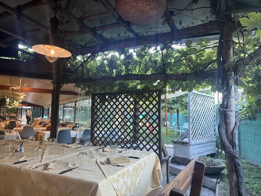 Ristorante Al Boschetto_Aurogna_slider_image_3