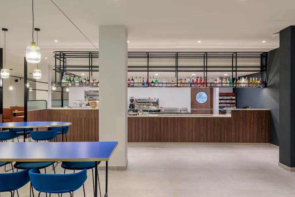 GAIO Bar & Restaurant_Aurogna_slider_image_3