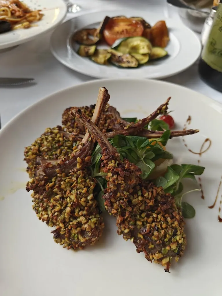 Anu Narayan_Per...Bacco Ristorante Pizzeria_Aurogna_review