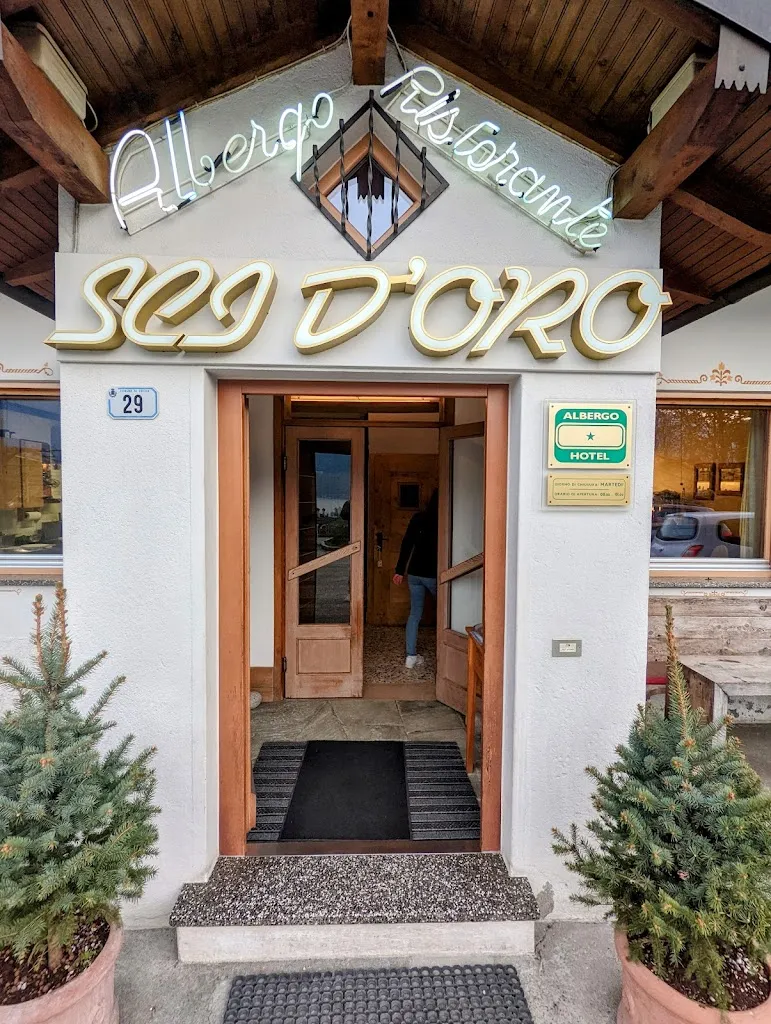 Ristorante Albergo Sci D'Oro restaurant in Aurogna