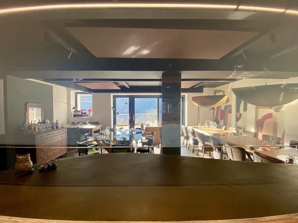 Il Salotto casa ristorante restaurant in Bagolino