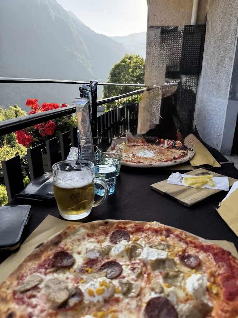 Edith Westerink_Pizzeria Nuovo Fiore_Bagolino_review