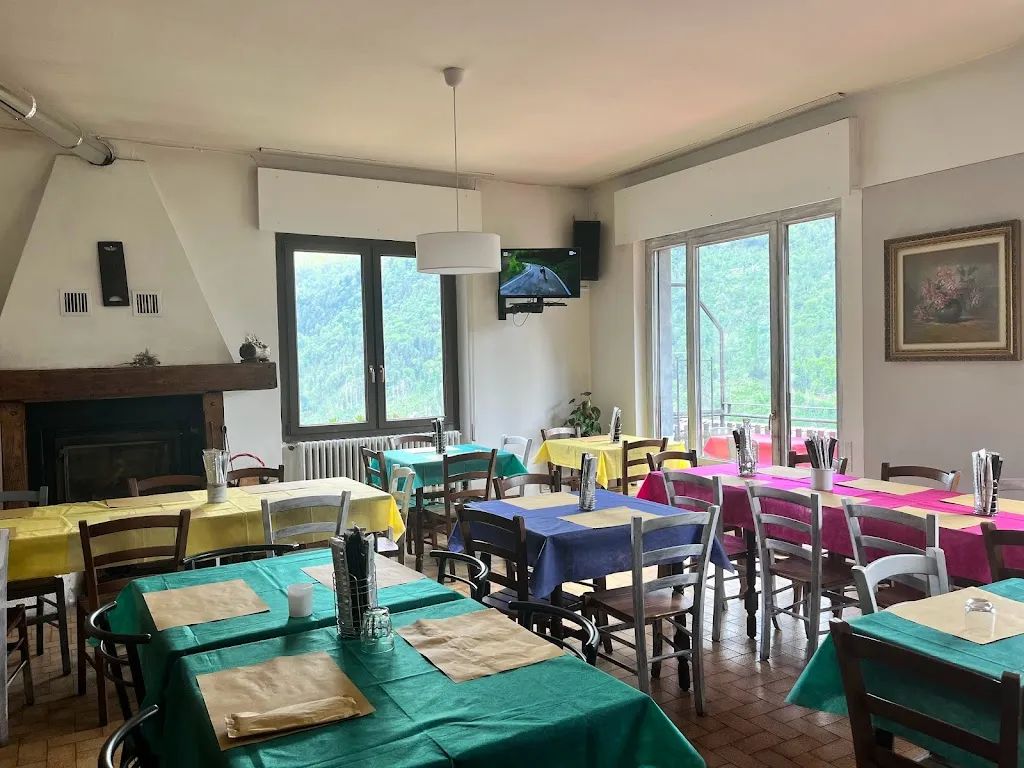 Pizzeria Nuovo Fiore restaurant in Bagolino