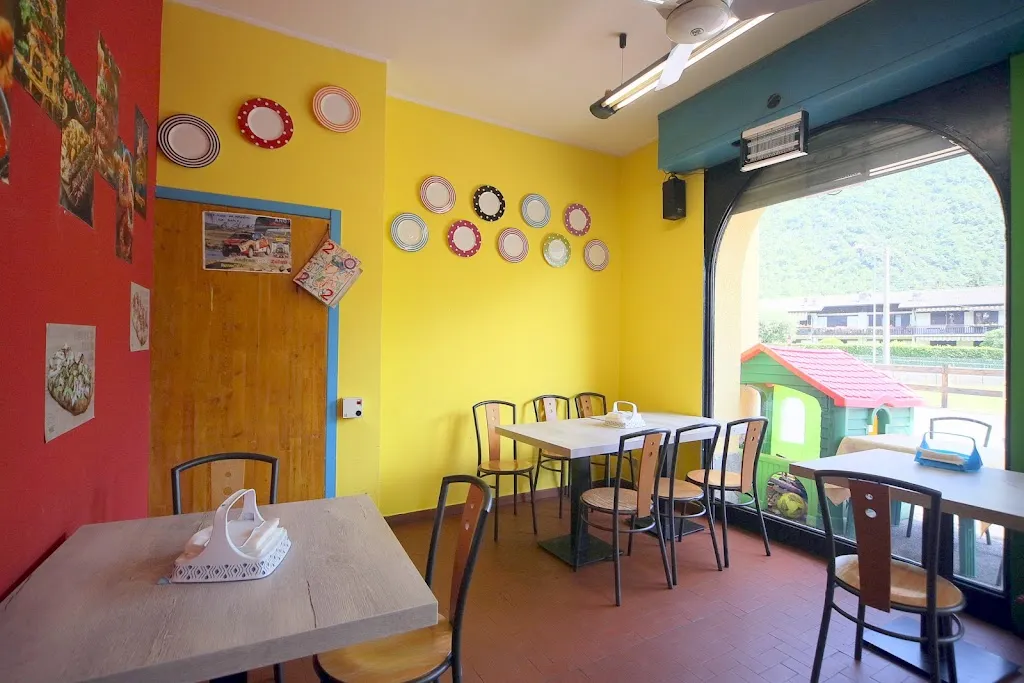 Dudu Pizzeria_Ballabio_slider_image_3