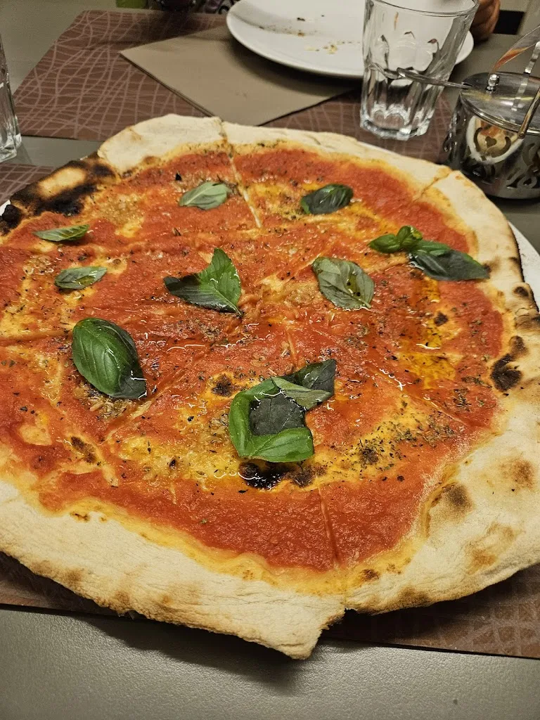 Audric Durand_Pizzeria Ristorante Bar da Loris e Chiara_Bagnolo San Vito_review