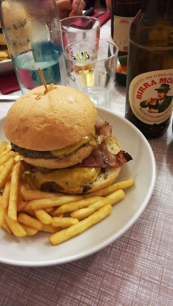 Carnesicura Ristorante Garro'_Bagnolo San Vito_slider_image_3