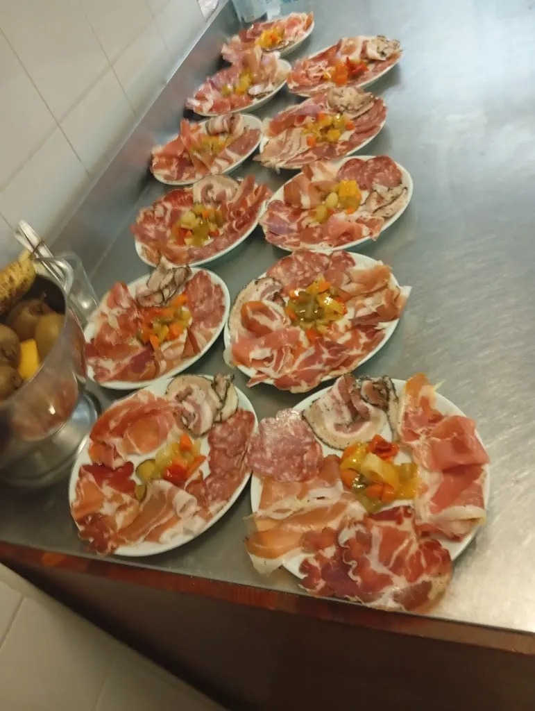 Ostello dei Concari - Ristorante_Bagnolo San Vito_slider_image_2