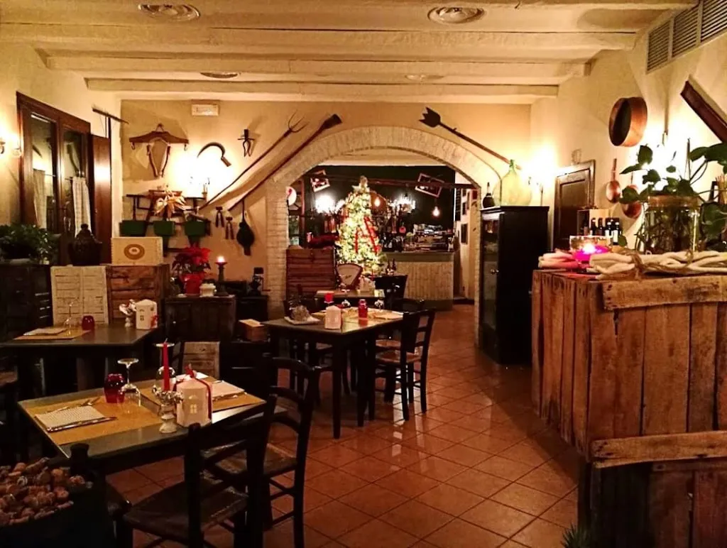 Osteria Antichi Sapori_Bagnolo San Vito_slider_image_1