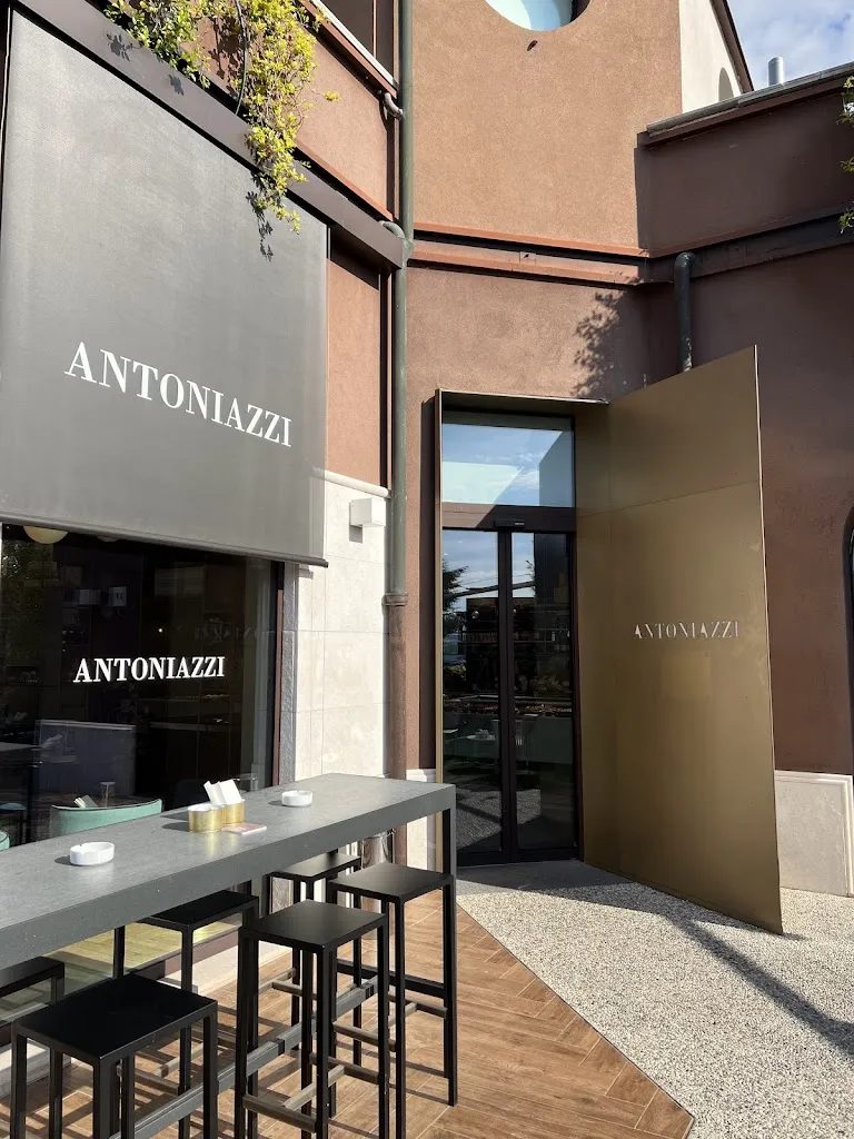 Antoniazzi_Bagnolo San Vito_slider_image_3