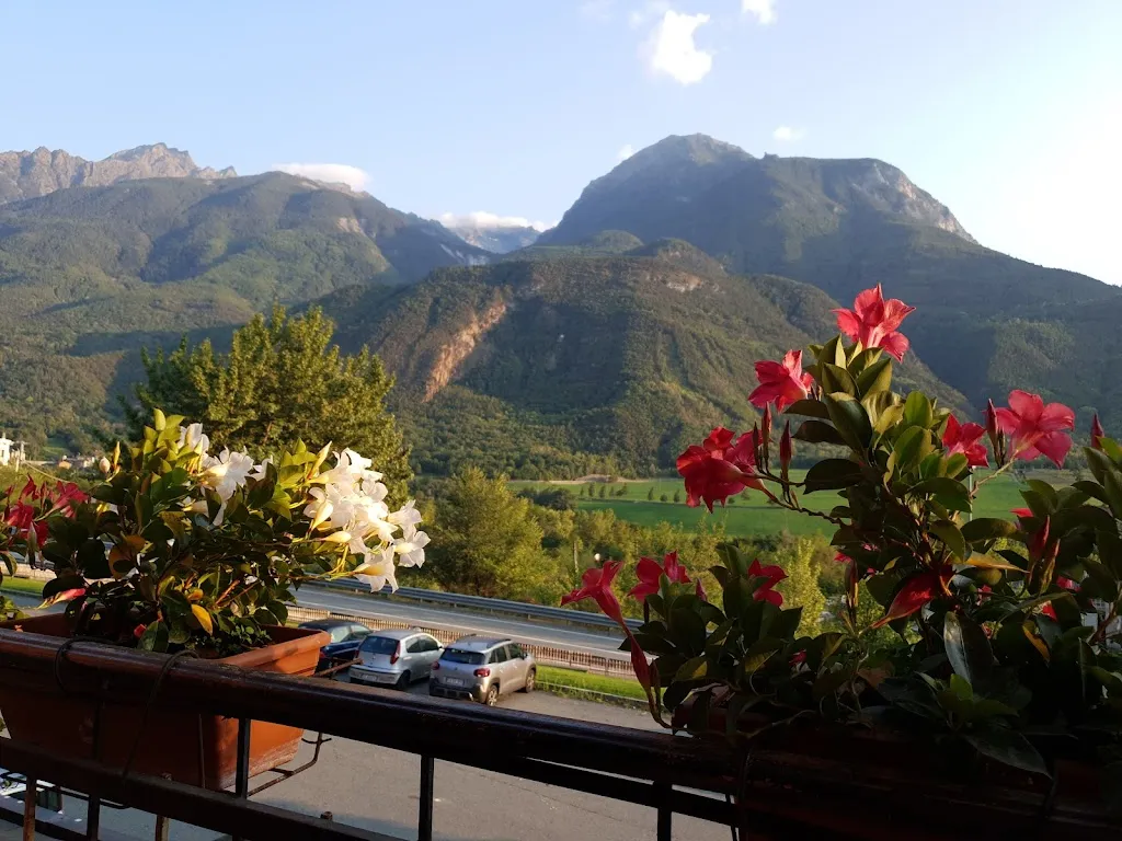 Austra Svarinska_Hotel Cristina_Verrayes_review