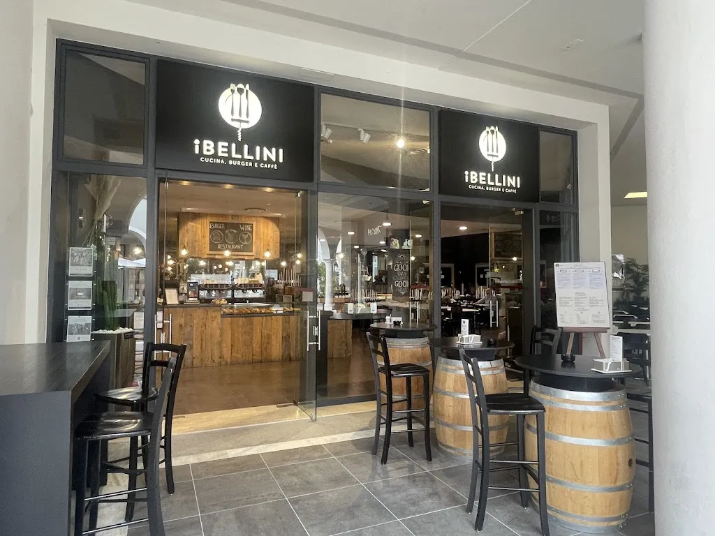 iBellini Cucina Burger e Caffè restaurant in Bagnolo San Vito
