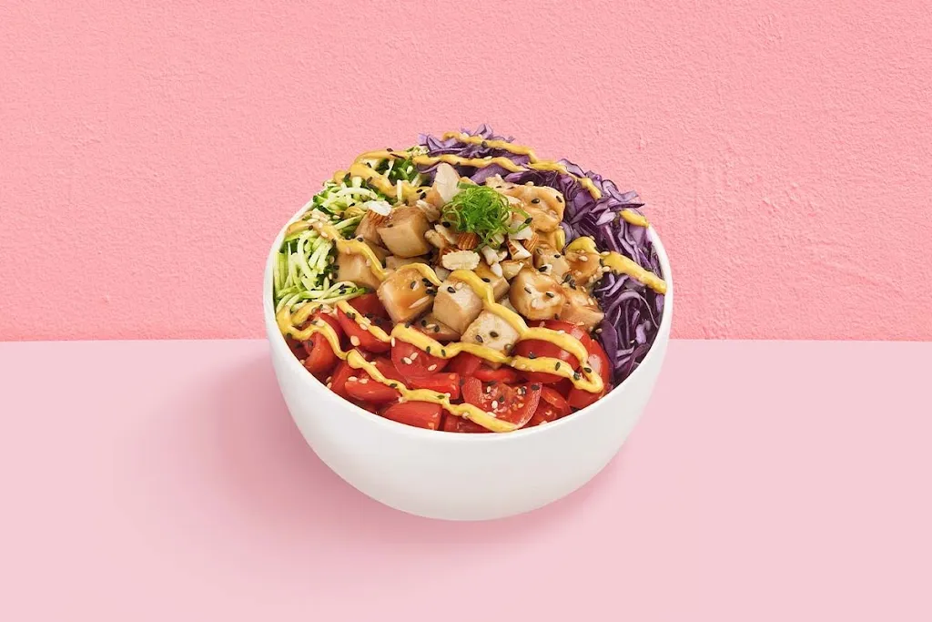 Poke House - Mantova Outlet_Bagnolo San Vito_slider_image_2