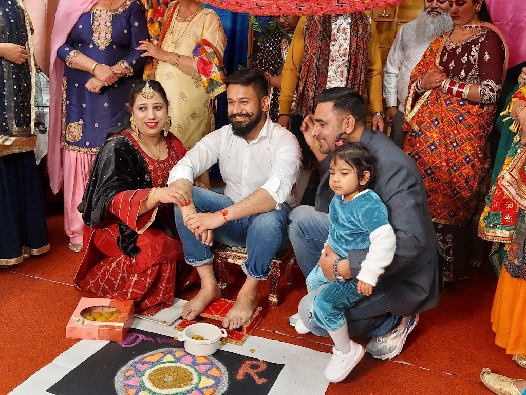 AJ INDO ITALIA RESTAURANT & MARRIAGE PALACE_Bagnolo Mella_slider_image_2