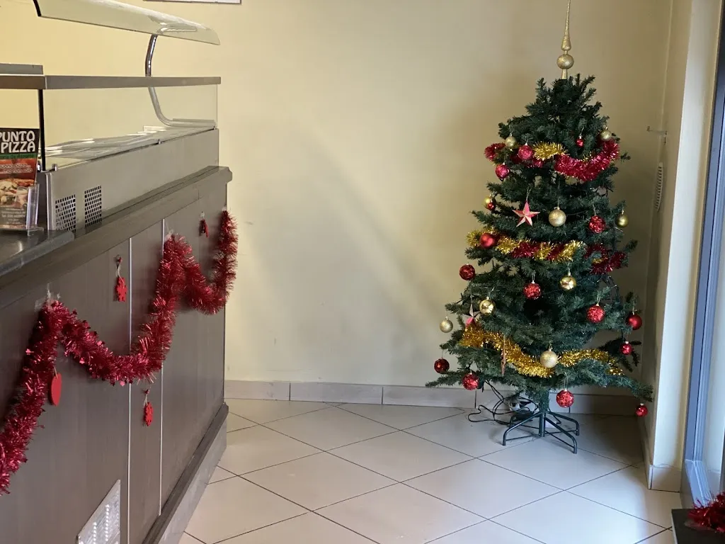 Punto Pizza Di Il Khalifa AHMED_Bagnolo Mella_slider_image_3