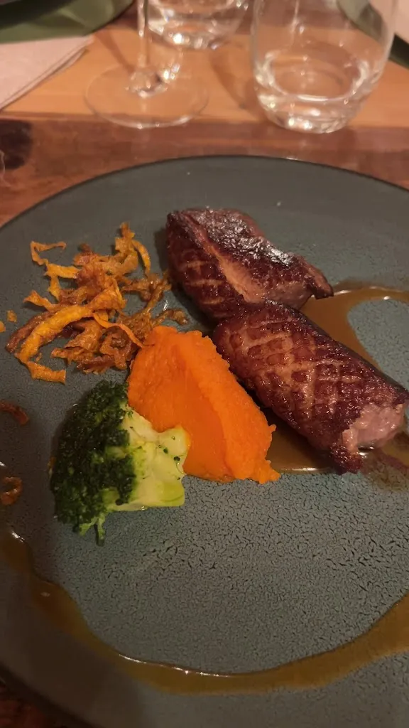 Olivia_L'ATELIER 26 CUISINE FRANCAISE_Villair-Amerique_review