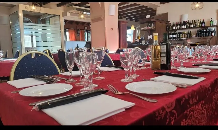 Da Mimmo - Ristorante Pizzeria | Hotel Il Borghetto restaurant in Bariano