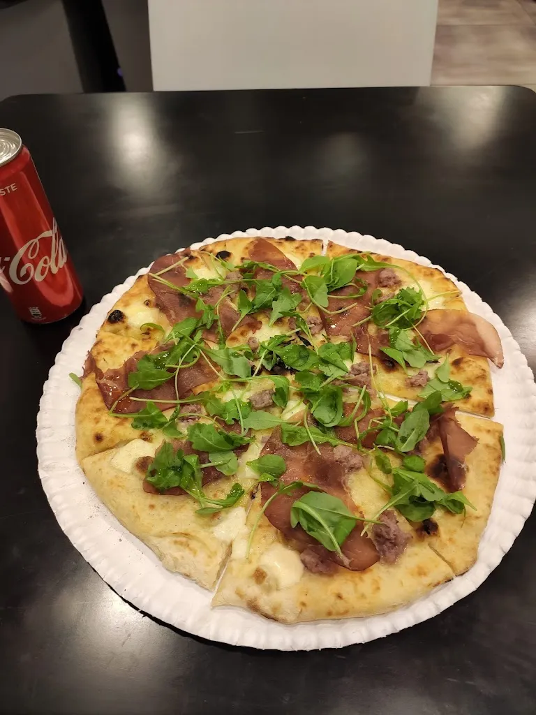 Pizzeria Capolinea_Barzana_slider_image_2