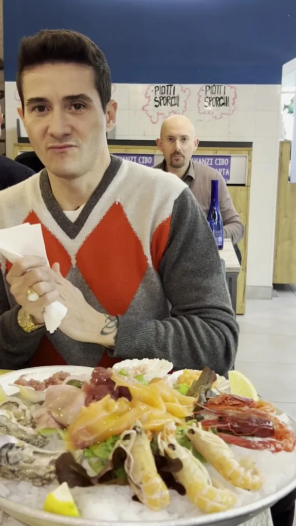 La Pescheria da Claudio e Giuliano_Bareggio_slider_image_2