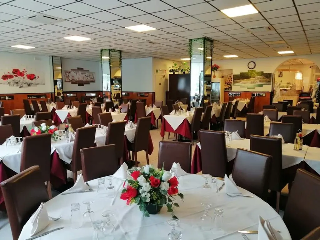 Ristorante Pizzeria Santa Maria Bareggio restaurant in Bareggio