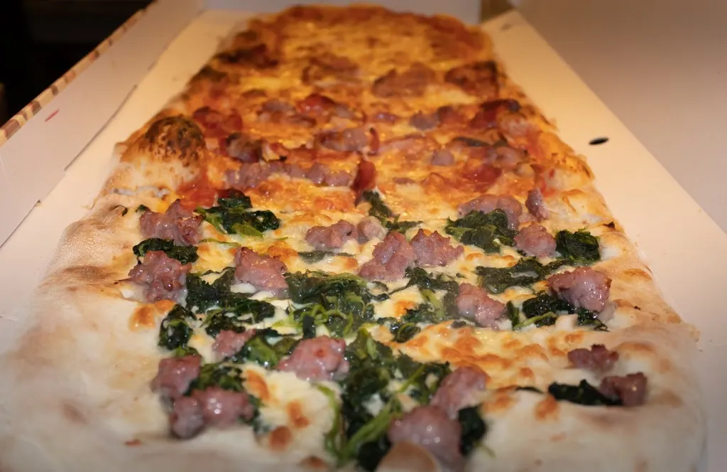 Pizza al Metro_Bareggio_slider_image_3