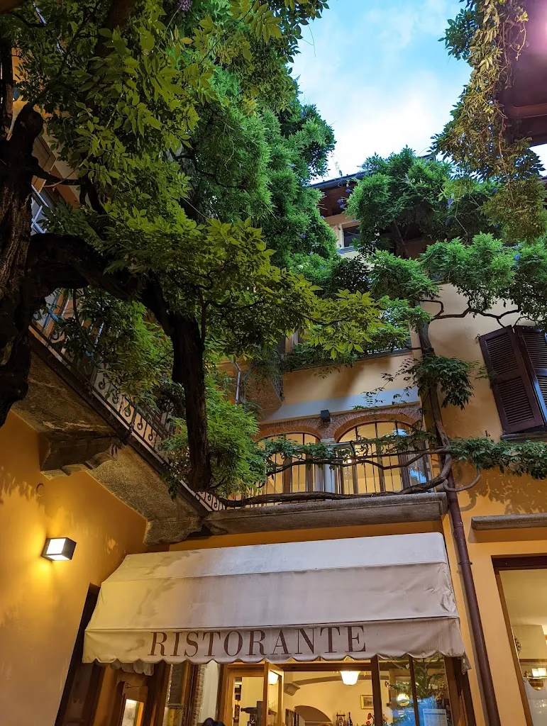 Albergo Ristorante Esposito_Barzio_slider_image_1